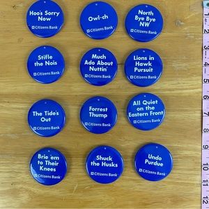 2011 Penn State Football Citizens Bank Blue Button/Pin Set